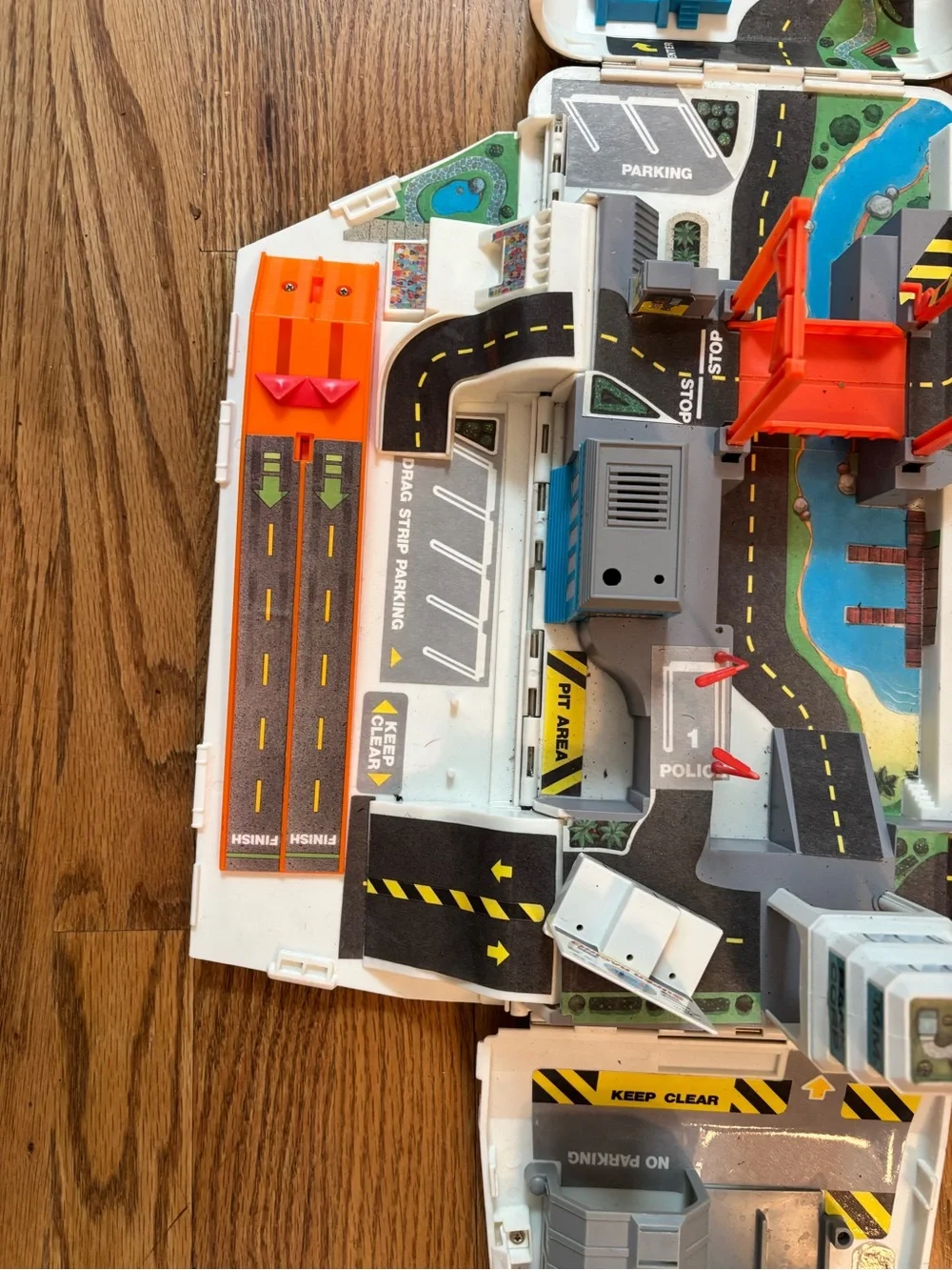 Micro Machines by Galoob Super Van City Camper RV 1991